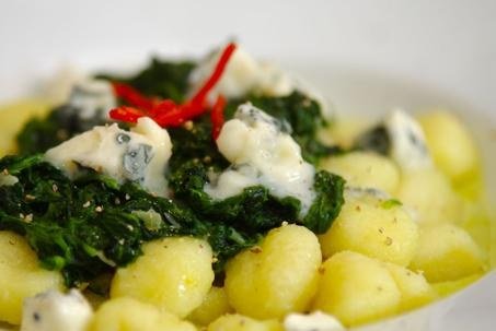Gnocchi mit Spinat-Gorgonzola Soße
