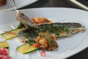 Loup de Mer mit Regenbogengemüse