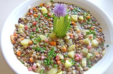 Linsensuppe