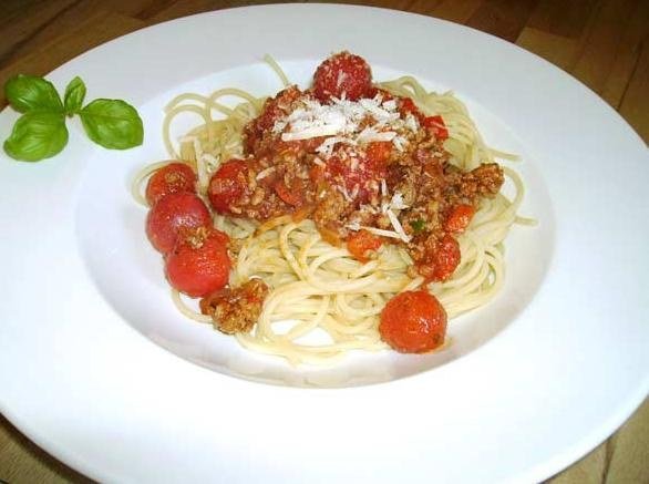 Spaghetti Tomaten-Bolognese