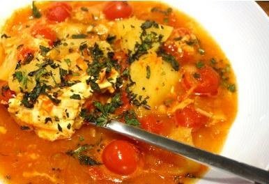 Tomaten Kartoffel Suppe mit Ei