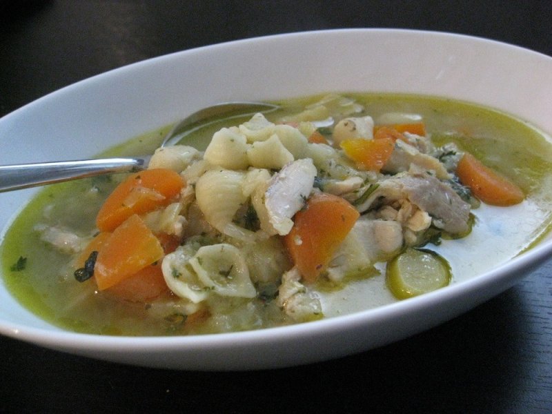 Hühnersuppe