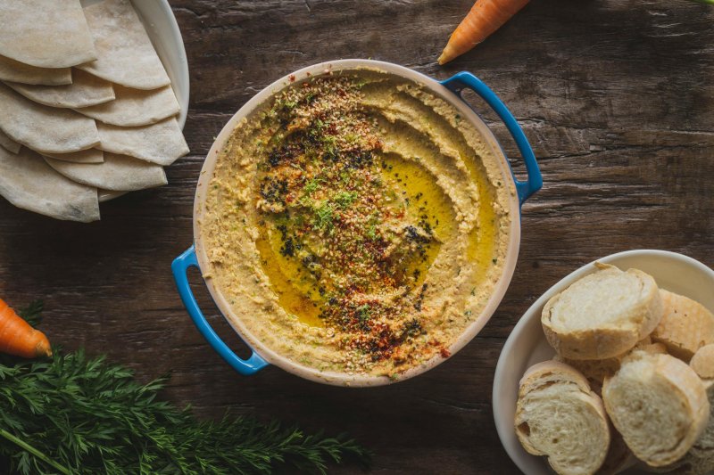 Hummus with Sesame and Paprika
