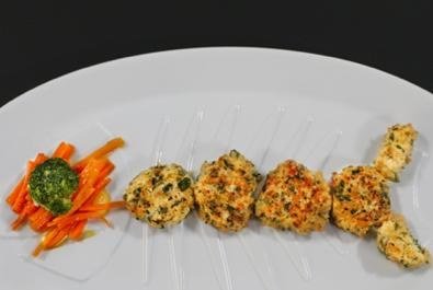 Lachs-Cadufferli mit Rüebli und Broccoli