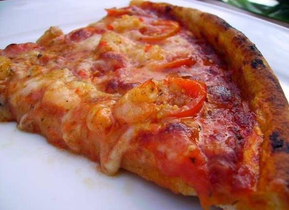 Pizza mit marinierten Scampi