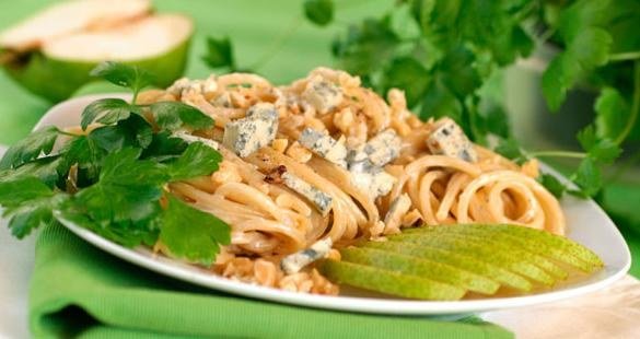 Spaghetti mit Gorgonzola-Sauce