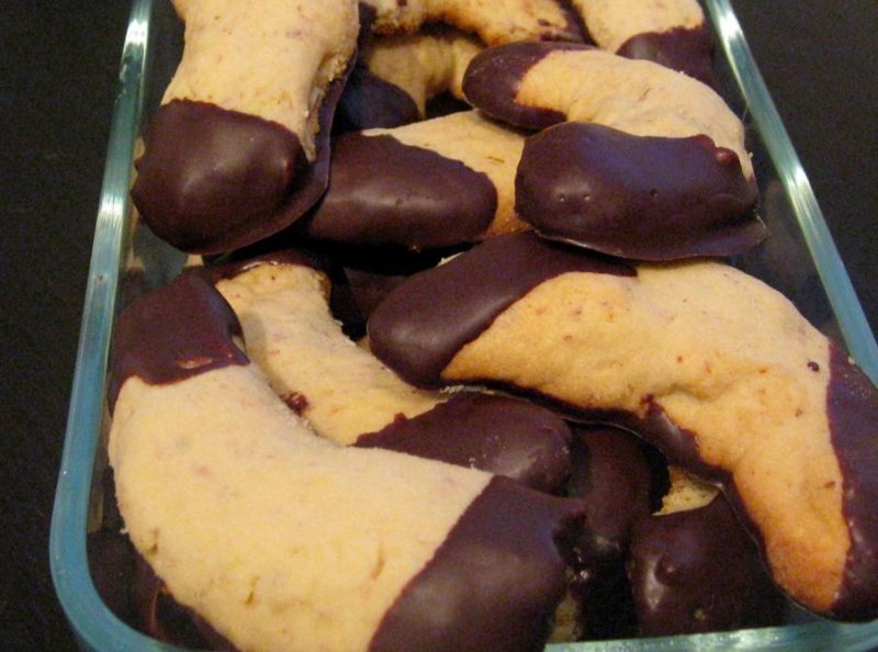 Marzipan Kipferl