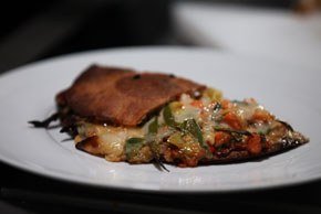Fajita Pizza mit Lauch und Süsskartoffeln