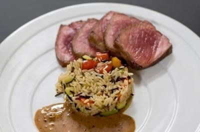 Entrecote an Pfeffersauce mit Gemüse-Wildreis