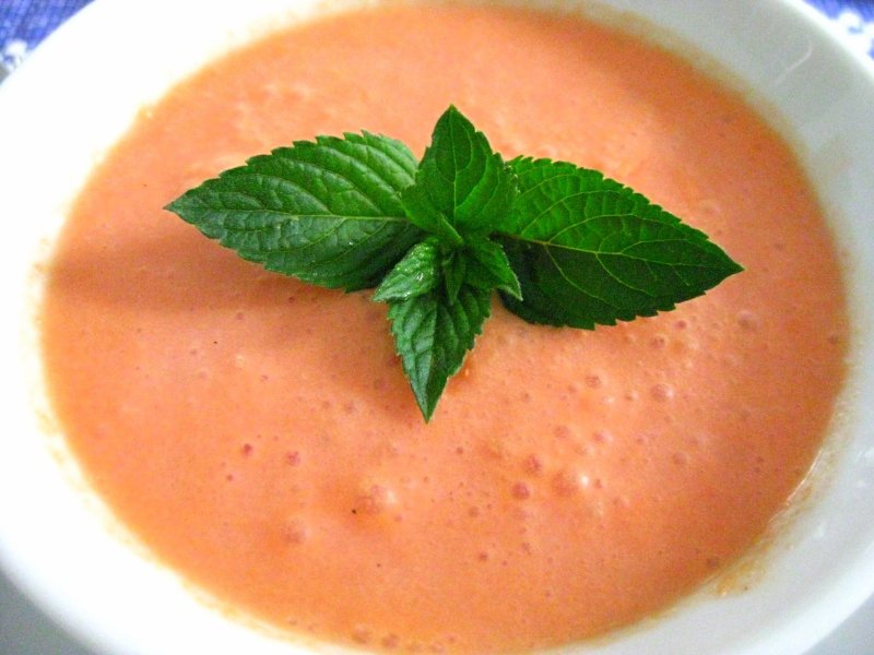 Kühles Melonensüppchen mit Ingwer