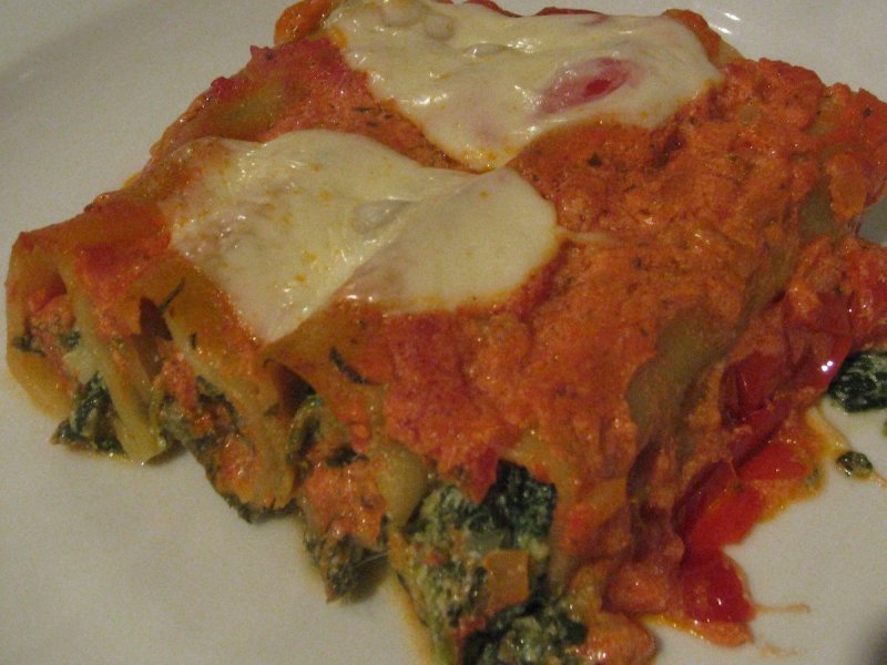 Cannelloni mit Spinat - Käsefüllung