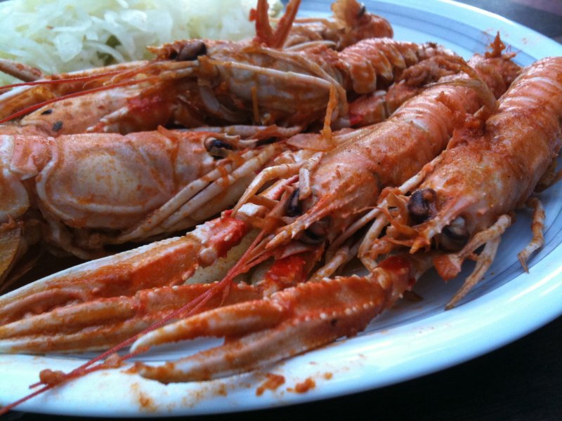 Shrimps in tomato sauce