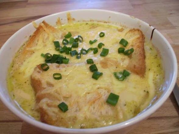 Zwiebelsuppe
