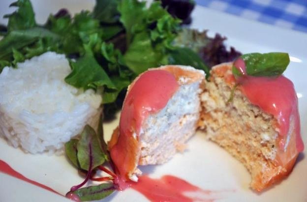 Fischterrine mit weißer Buttersauce