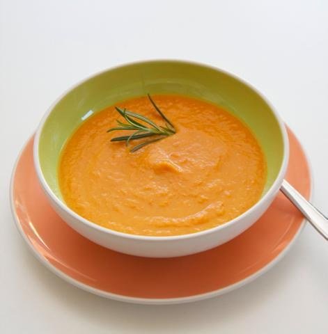 Karotten Erdnuß Cremesuppe